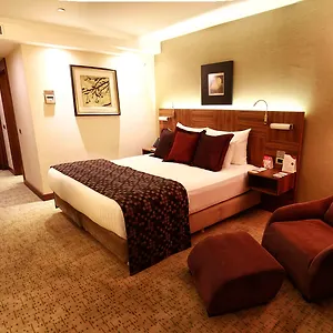 crowne-plaza-istanbul-harbiye-34375.istanbul-turkeyhotels.com/